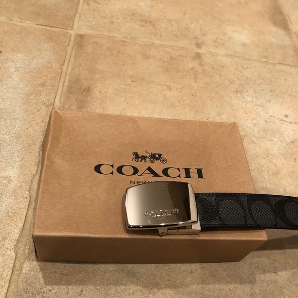 Men’s Coach “CC” canvas/leather reversible belt - Picture 4 of 16